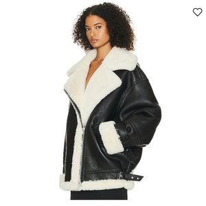 Helsa 80s Oversized Faux Shearling Jacket